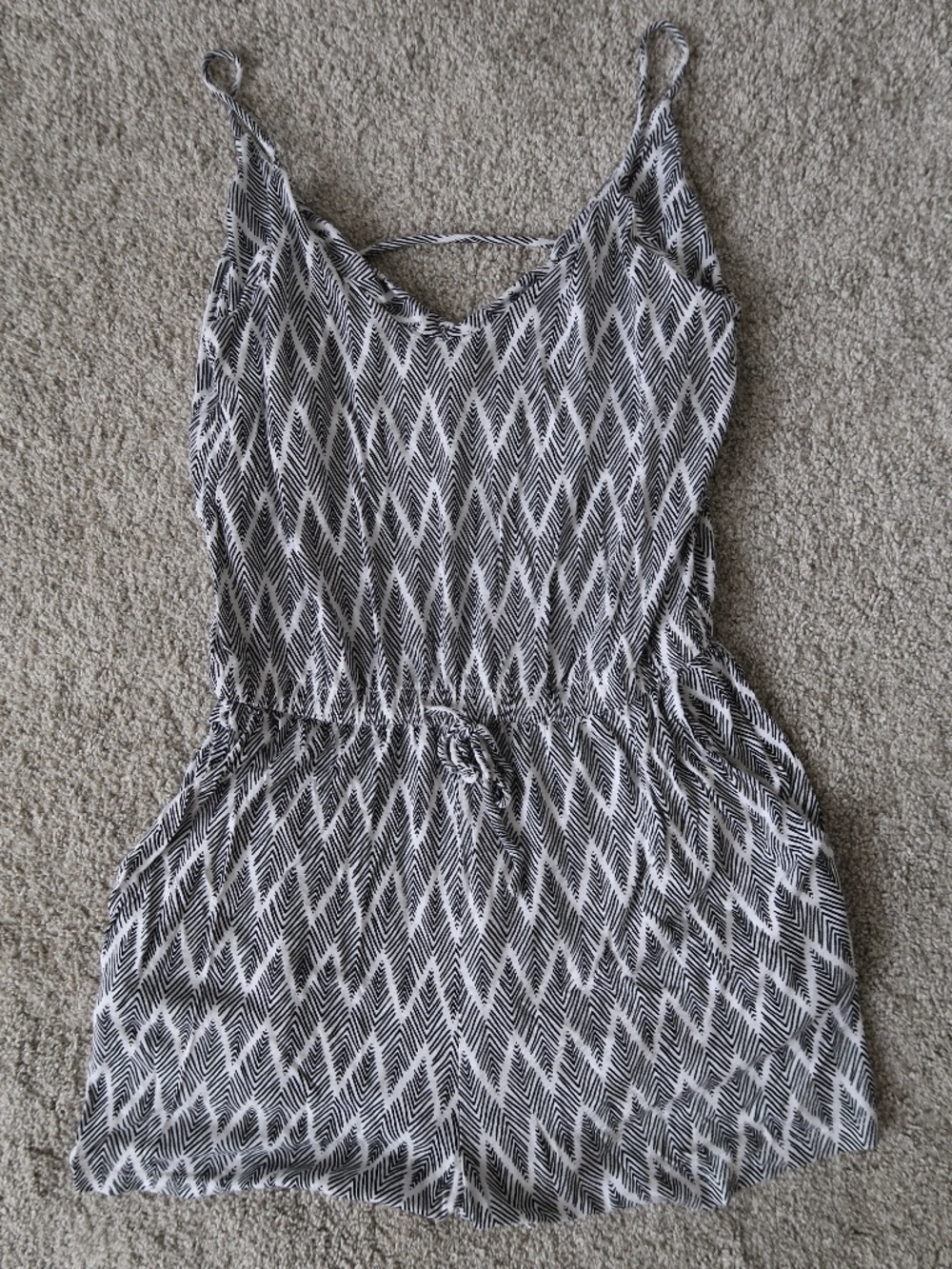 H&M Black & White Printed Romper | Size XS